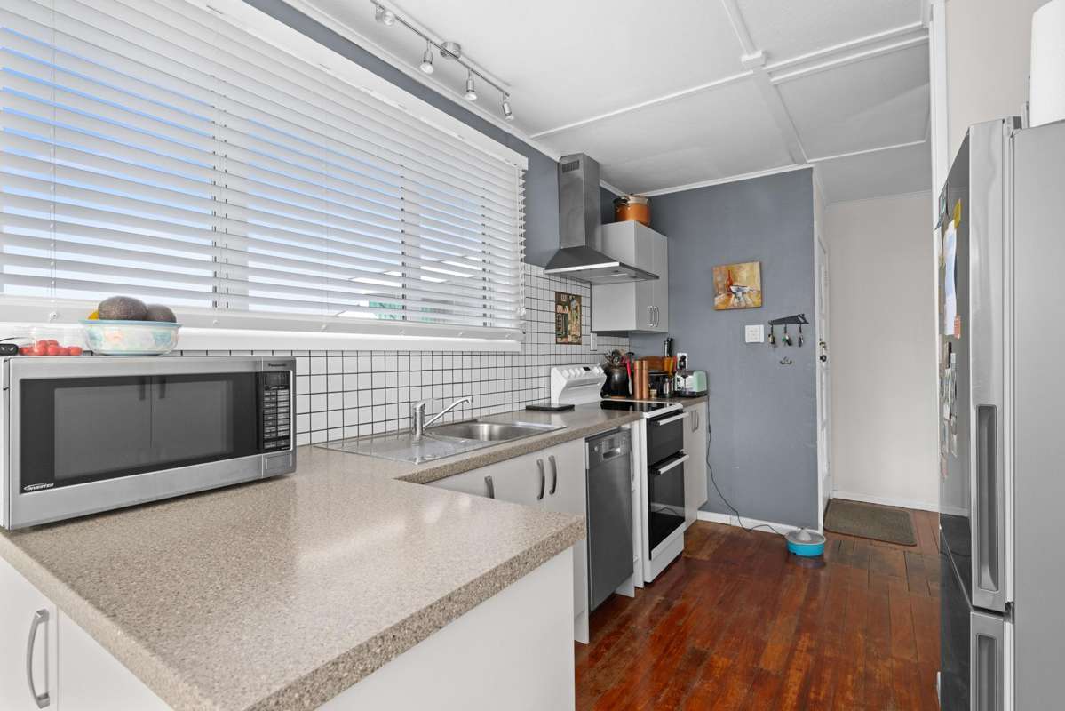 68 Barton Avenue_2