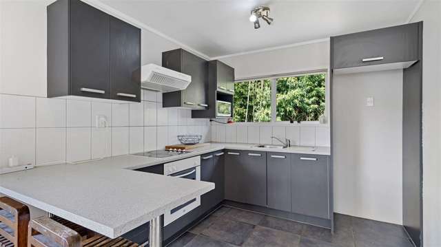 2/111 Tirimoana Road Te Atatu South_2