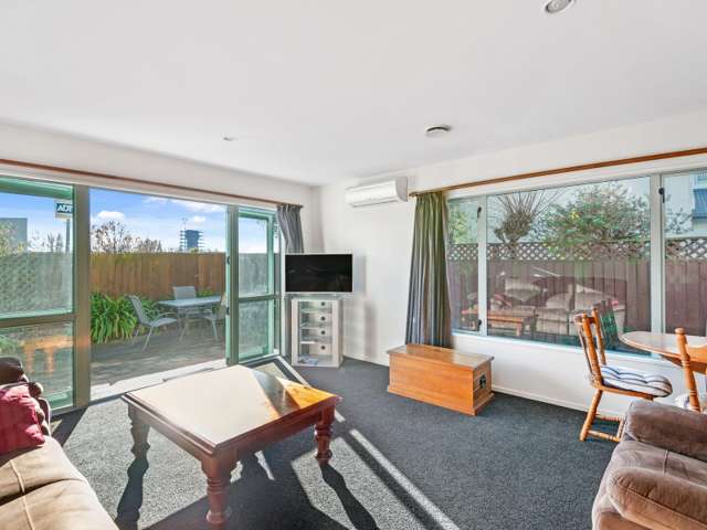 2/19 Longley Place Addington_2