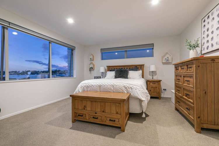 14 Watermill Lane Silverdale_20