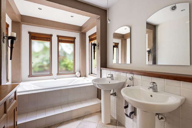 1025 River Road Queenwood_35