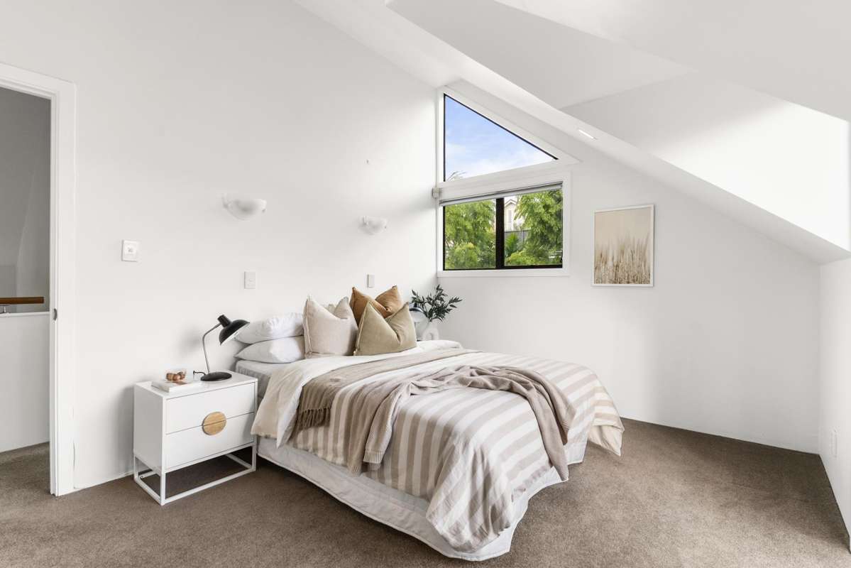 2/49 Mozeley Avenue_3