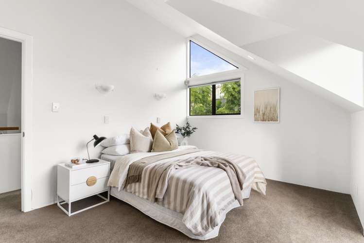 2/49 Mozeley Avenue_5