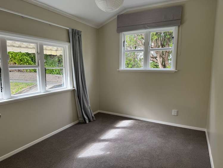 6 Sidlaw Street Strathmore Park_11