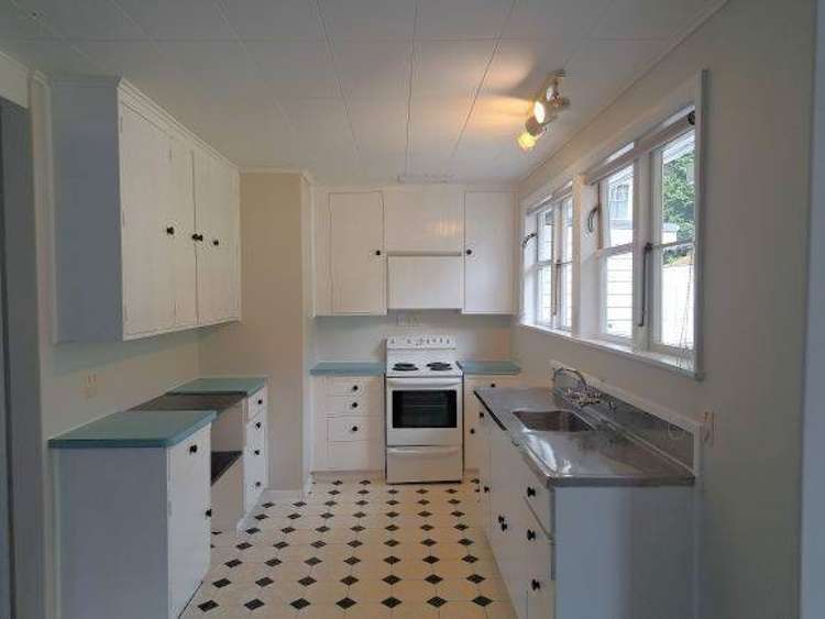 2/27 Pharazyn Street 10614_5