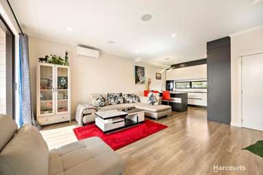 2/5 Ayr Road_4