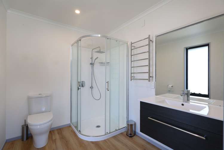 45 Saint Lawrence Street Toi Toi_15