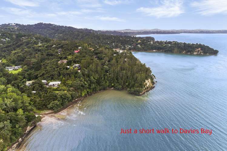7 Woontons Lane Titirangi_14