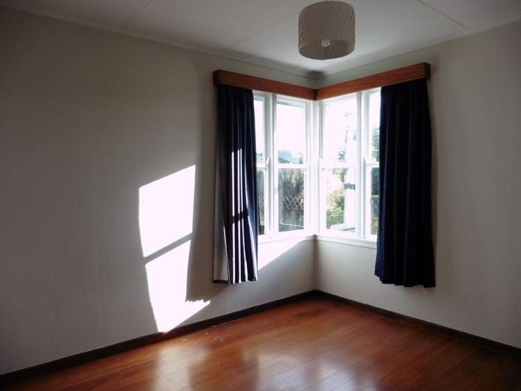 63 Avondale Road Taradale_7