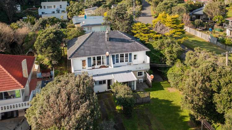 25 The Esplanade Raumati South_27