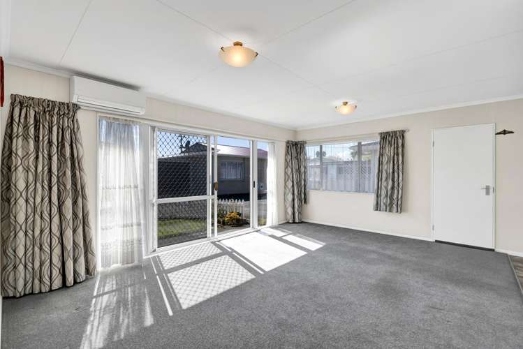 2/36 Hine Street New Plymouth Central_11