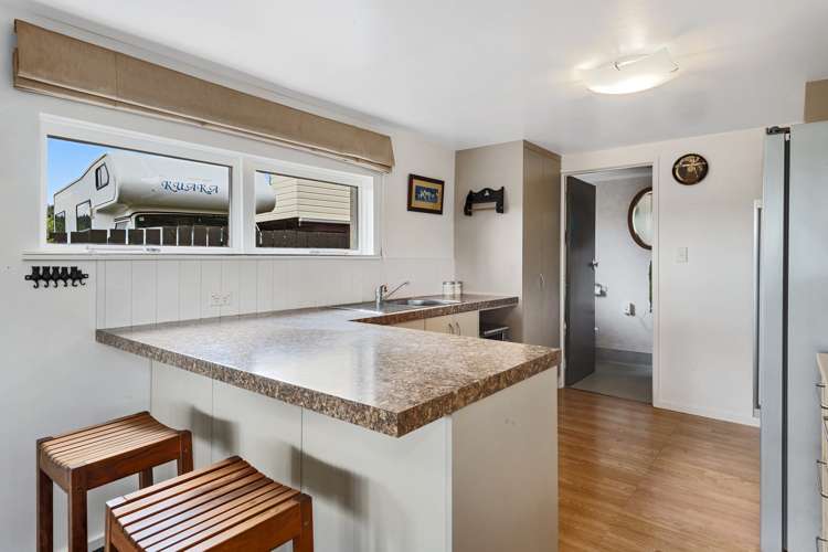 5 Clotworthy Crescent Onerahi_14