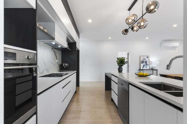 56 Fruitlands Road_5