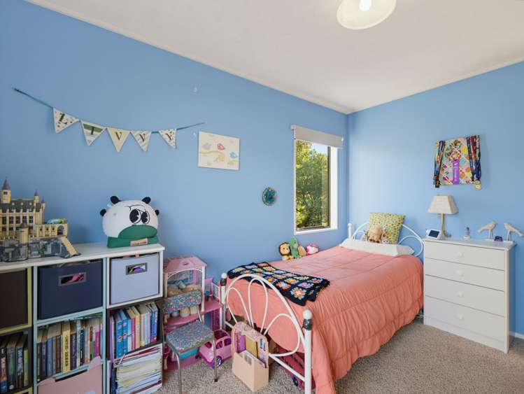 74 Churchill Drive Taradale_17