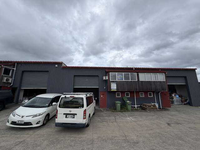 Affordable high-stud industrial unit