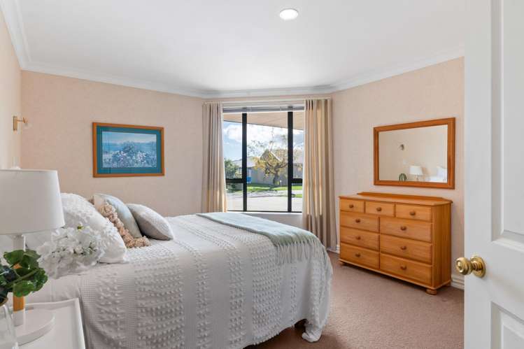 5 Margaret Place Lytton West_14
