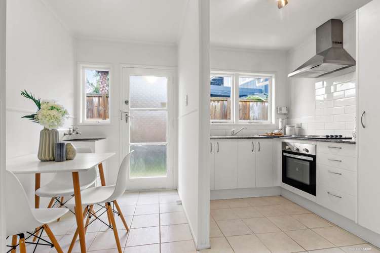 2/103a Landscape Road Mount Eden_4