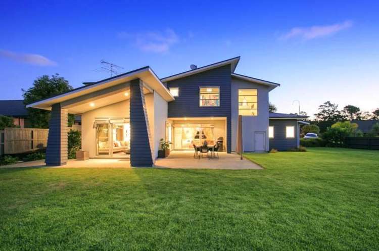 54 Shelter Drive Greenhithe_12