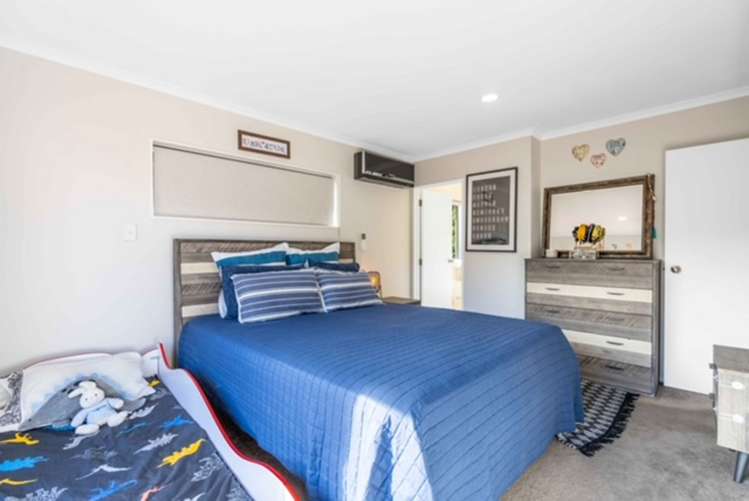 57 Magic Way Randwick Park_7