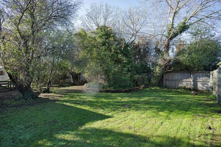 88 Wildberry Street Woolston_14