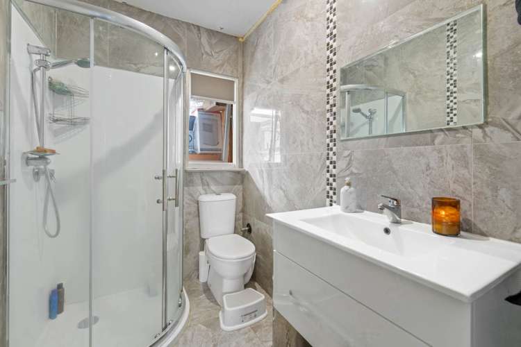 2/72 Rosella Road Mangere East_5