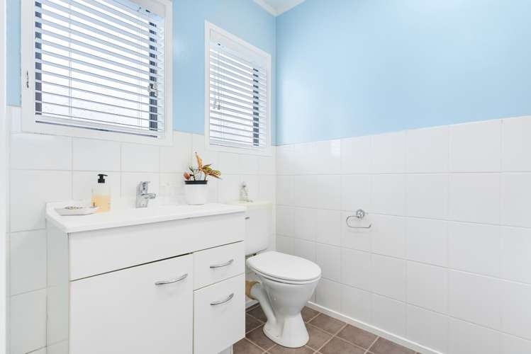 2/141 Verbena Road Birkdale_15