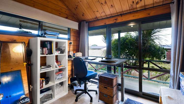 8 Pohutukawa Drive Opunake_17