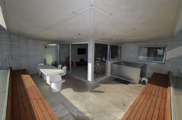 15/225 Lake Terrace Waipahihi_7