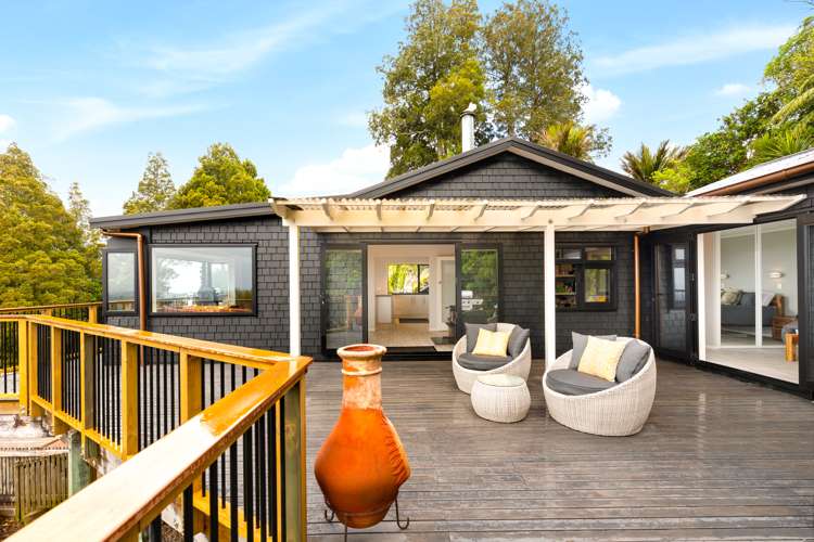 19 Cascade Avenue Waiatarua_8