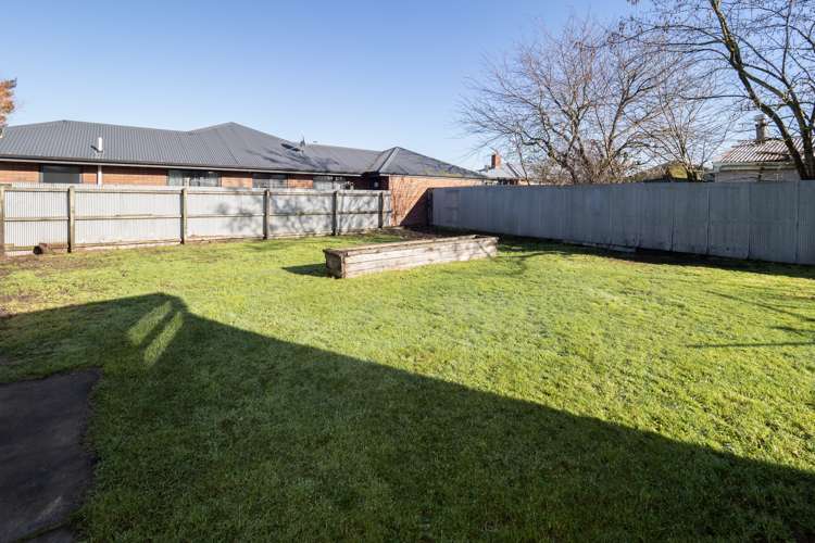 37 Racecourse Road Allenton_15