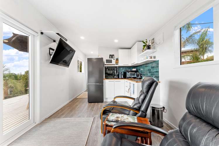 44 Amorino Drive Red Beach_19