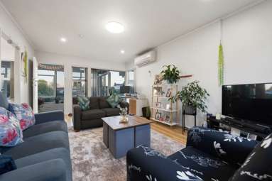 66 Sunlands Drive_1