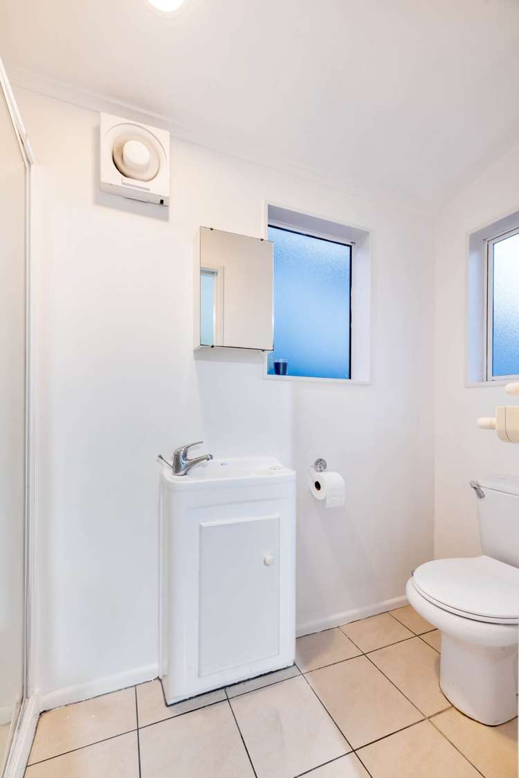 15a Nikau Street New Lynn_24