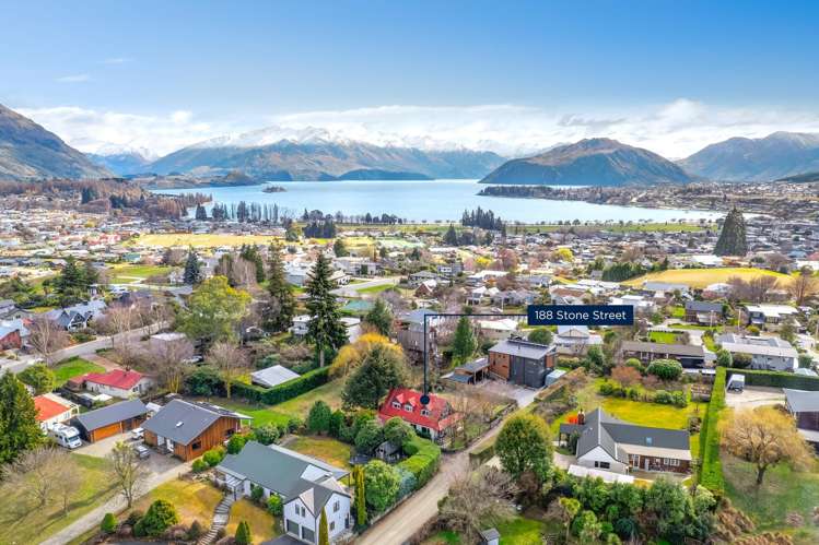 188 Stone Street Wanaka_17