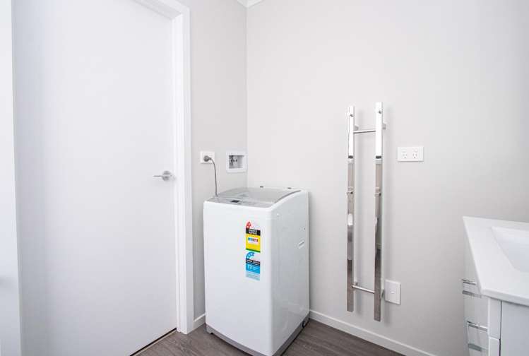 204/17 Vialou Street 10463_12