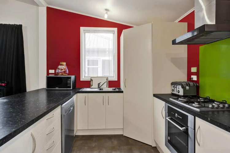 6 Tawhiti Road Hawera_2