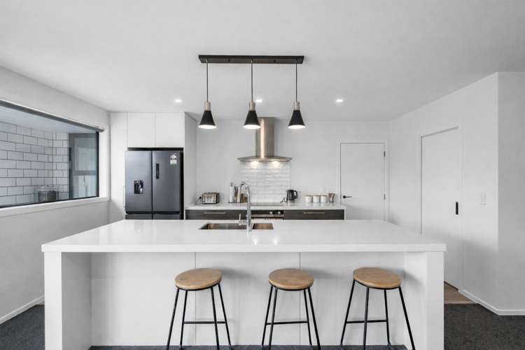 14 Ralph Moir Drive Te Anau_1