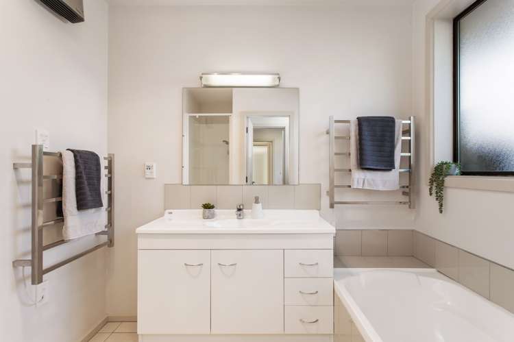 9 Chedworth Avenue Bishopdale_15