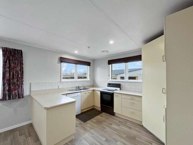 5 Abraham Crescent 10929_1