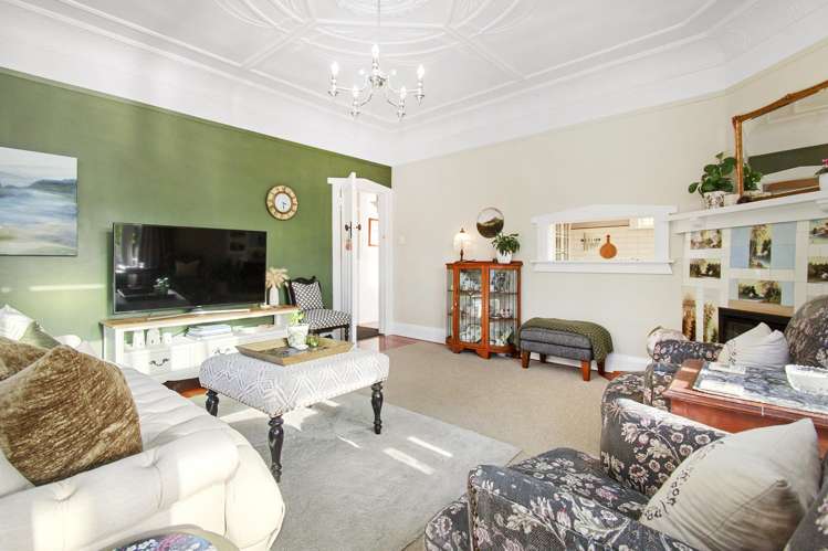 13 Mahoe Street Eastbourne_12