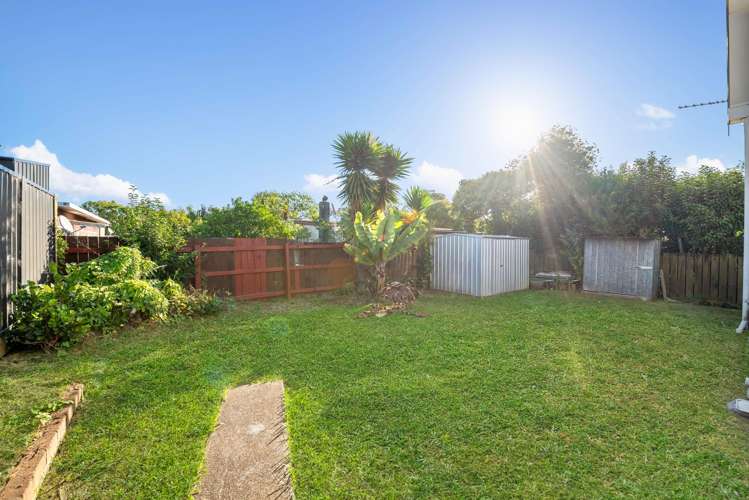 2/20 Brook Street Milford_12