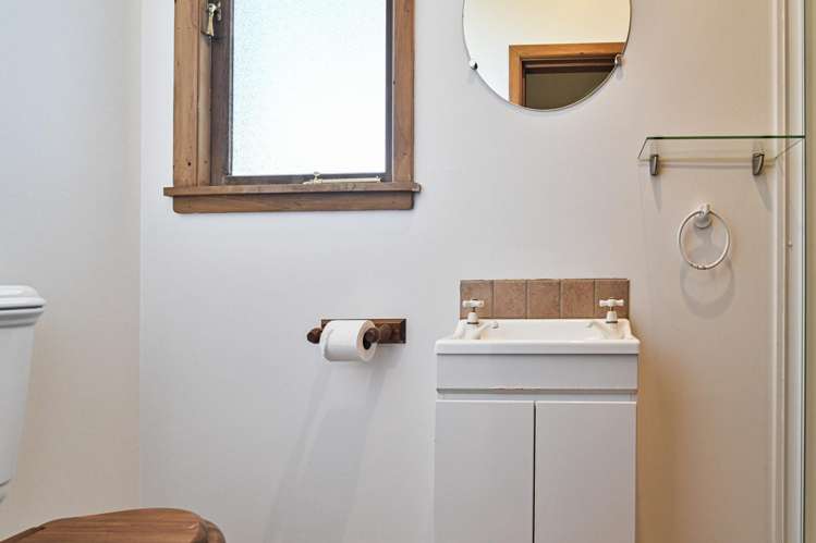 317 Ikanui Road Frimley_13