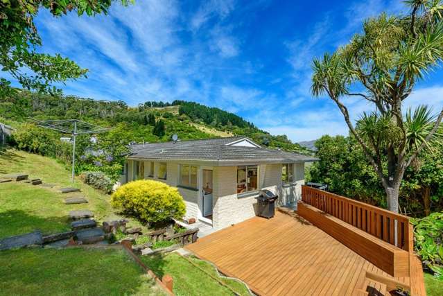 Stunning Oasis Hidden in Charming Lyttelton