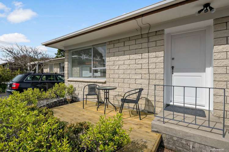 2/37 Eversleigh Road Belmont_0