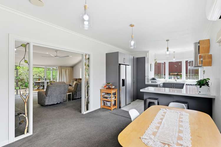 5 Oregon Crescent Glenview_21