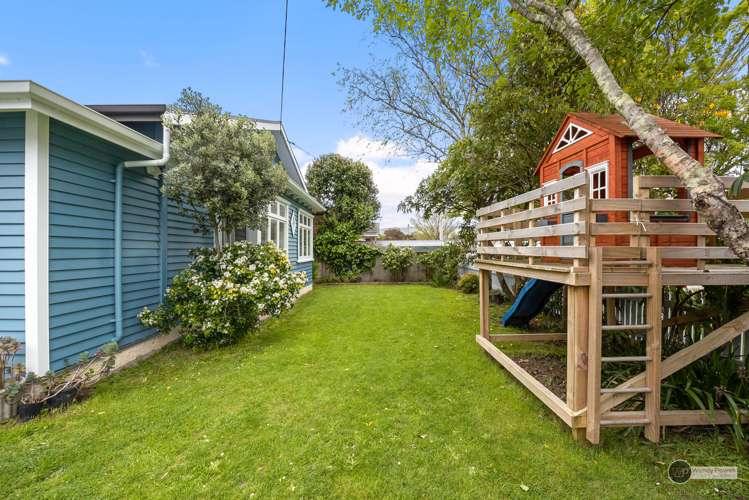 49 Penrose Street Woburn_16