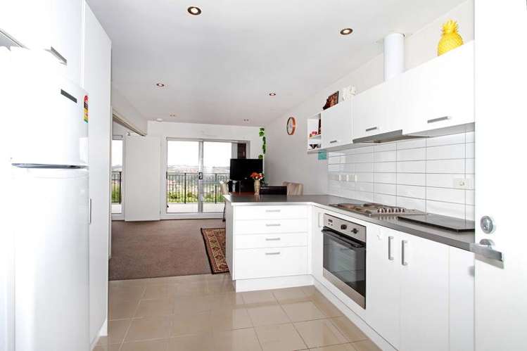 D12/60 Masons Road Oteha_6