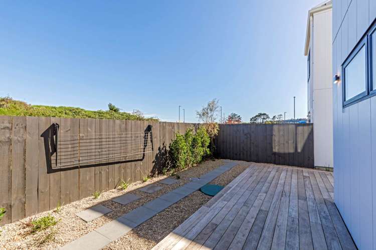 7 Green Bamboo Road Hobsonville_23