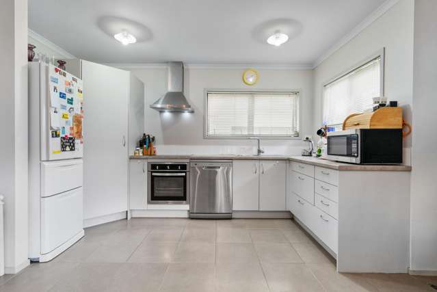 6 Whau Crescent Avondale_3