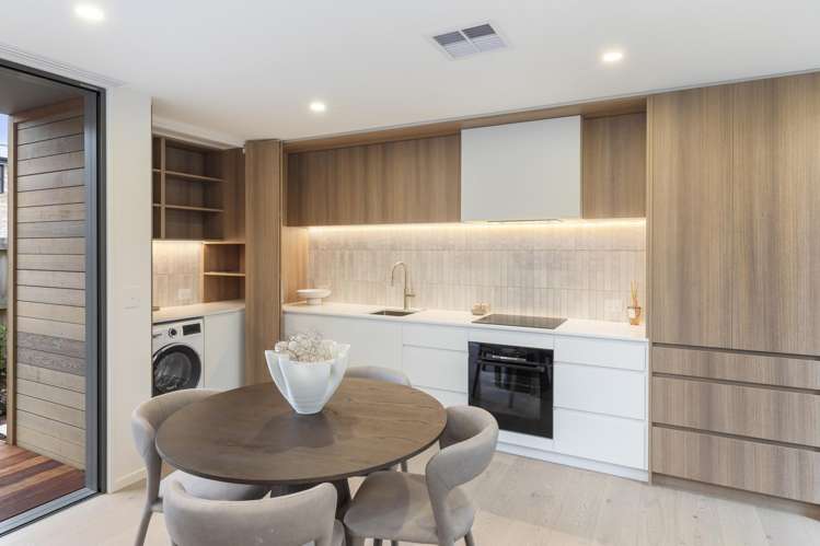 3/23 Webb Street Merivale_5
